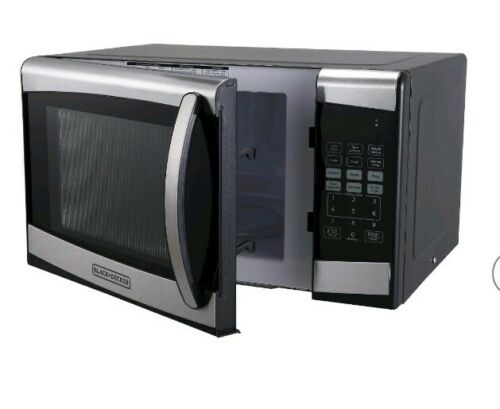 BLACK + DECKER 0.9 cu ft 900W Microwave Oven - Stainless Steel