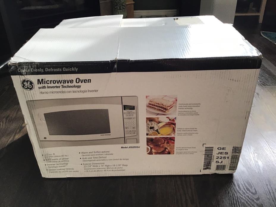 GE Microwave Oven with Inverter Technology 2.2 cu. ft, 1200 Watts of power, New