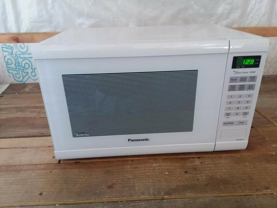 Panasonic NN-SN651W  1.2 Cu. Ft. 1200 W Countertop Microwave Free Local Pickup