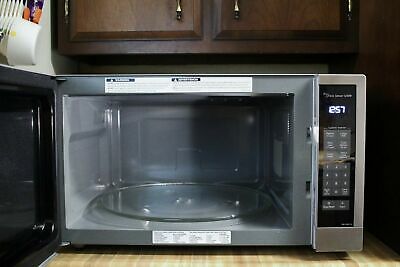 Panasonic Microwave Oven, Stainless Steel Countertop/Built-In Cyclo... BRAND NEW