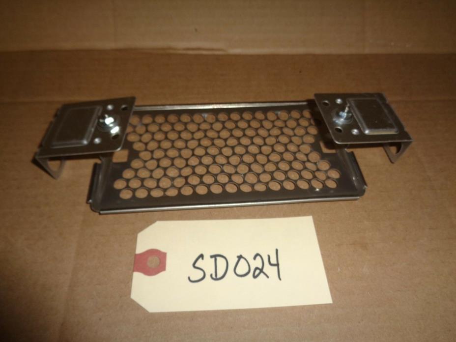GENUINE SAMSUNG MICROWAVE QUARTZ HEATER ELEMENT BRACKET DE61-01439A SD024