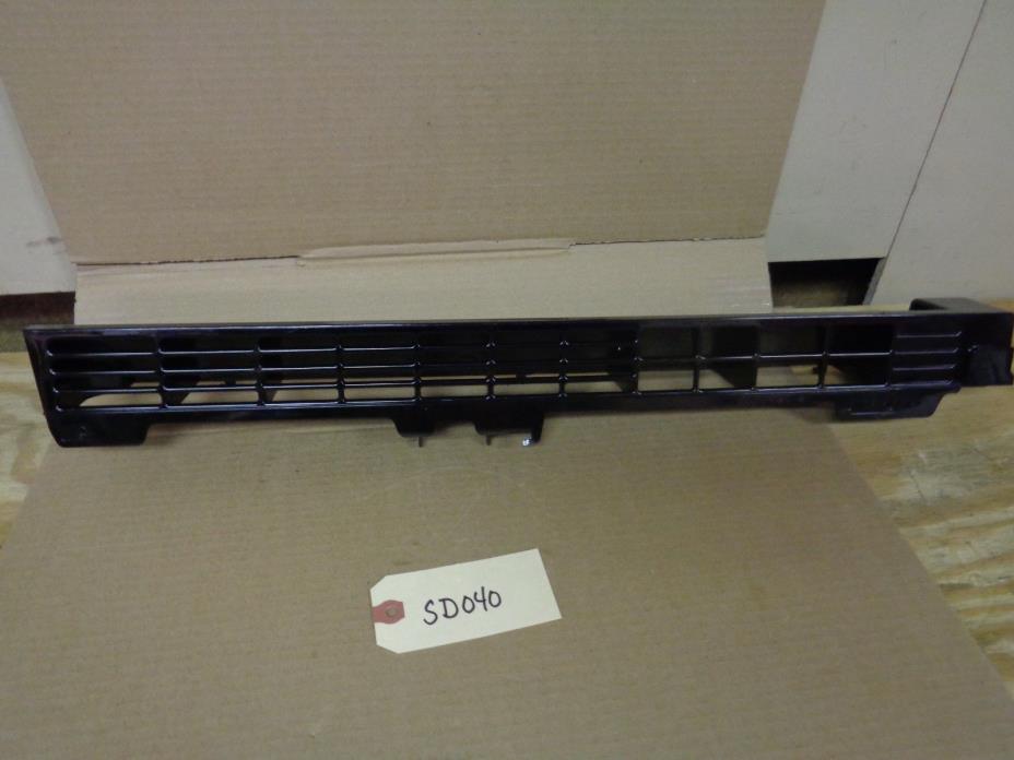 Samsung Over-the-Range Microwave Vent Grille DE64-02900A - SD040