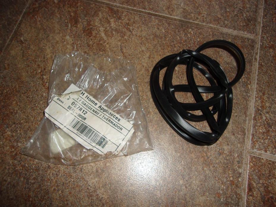 00097812, 097812 Gaggenau Wall Oven Door Seal (New)