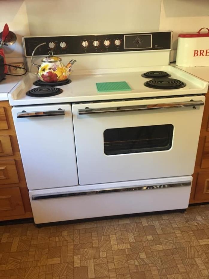Vintage 1953 White Westinghouse 40” Electric Range Stove and Hood