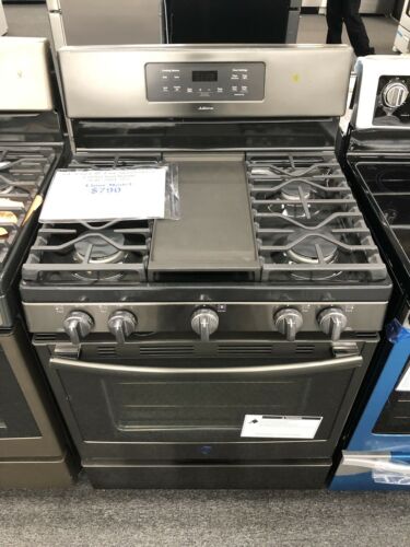 Adora 5.0 cu. ft. Gas Range Jgb720bejts