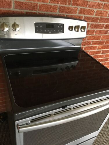 Perfect Condition Electric Range - Stainless Steel
