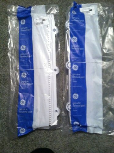 New Ge Refridge Rail Holders Left And Right Part# Wr02x13399 And Wr02x13398