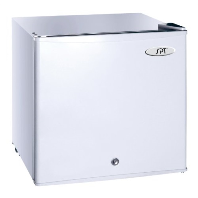 Sunpentown UF-150W 1.1 cu.ft. Freezer (White)