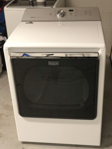 Maytag Washer and Dryer set, white Model Bravos XL MCT