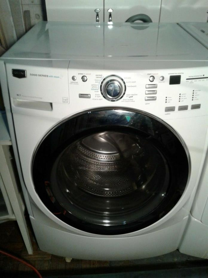 Maytag 5000 Series with Steam 4cu.ft. Washing Machine . - MHWE500VW11