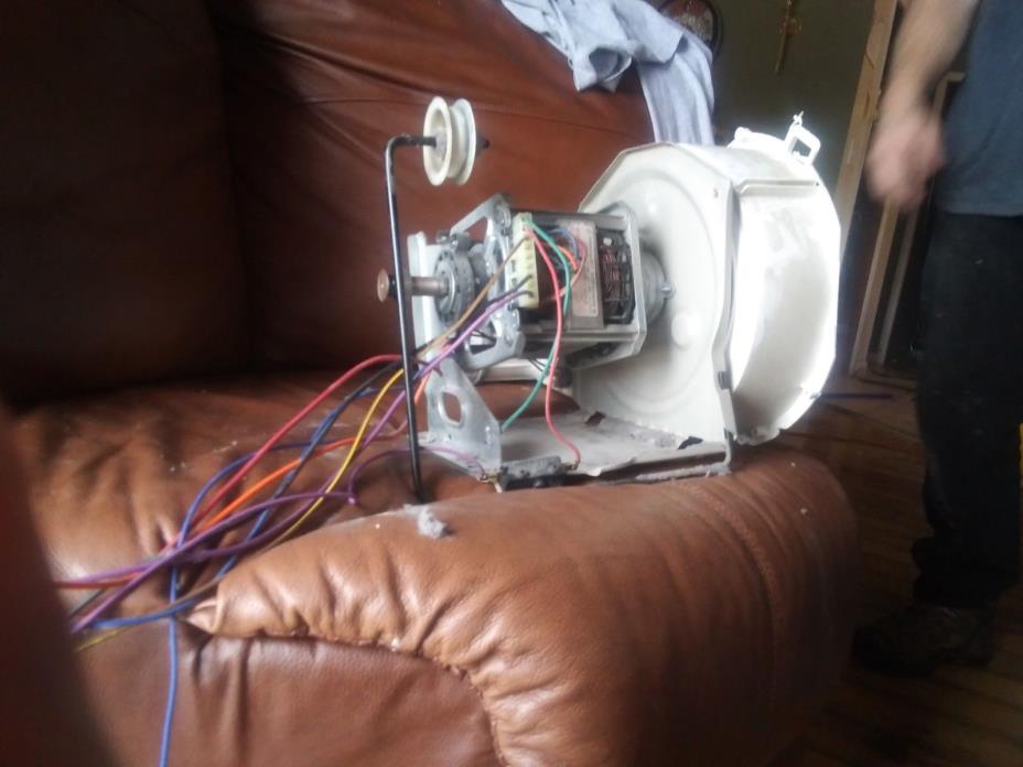 DCVH680EJOWW GE dryer motor and belt works no issues used