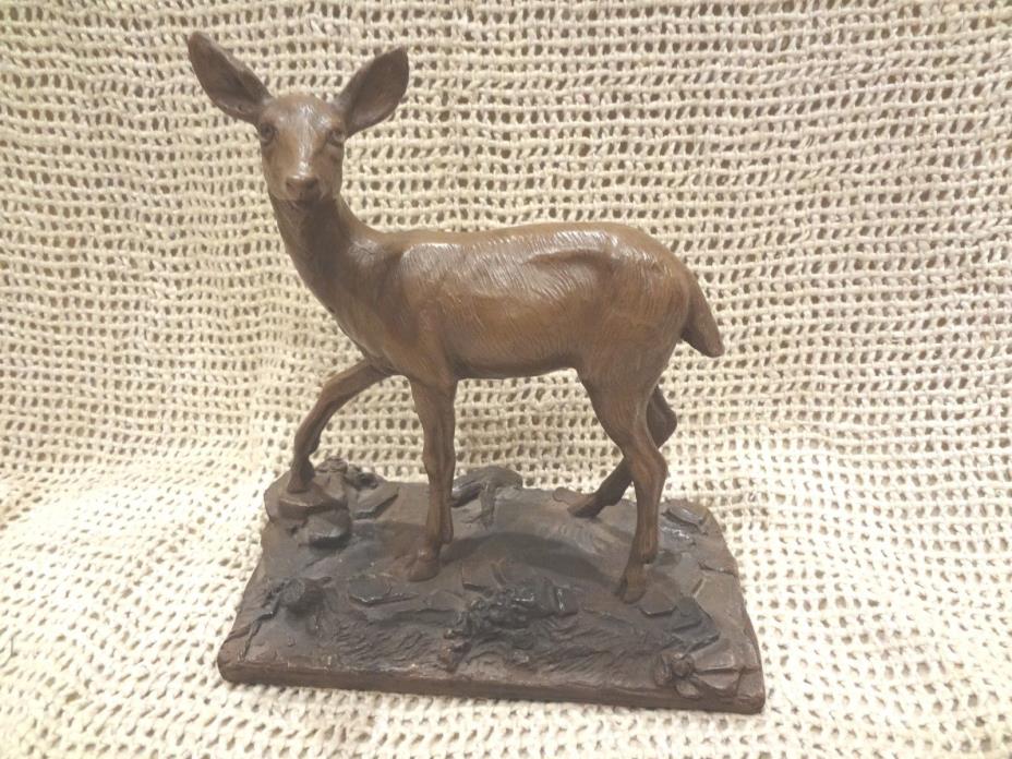 CERAMIC DEER TABLE TOP DESK SCULPTURE / STATUE HOME ART DECOR NATURE