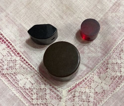 Vintage 3 Bakelite Sewing Buttons Button Lot 110-5