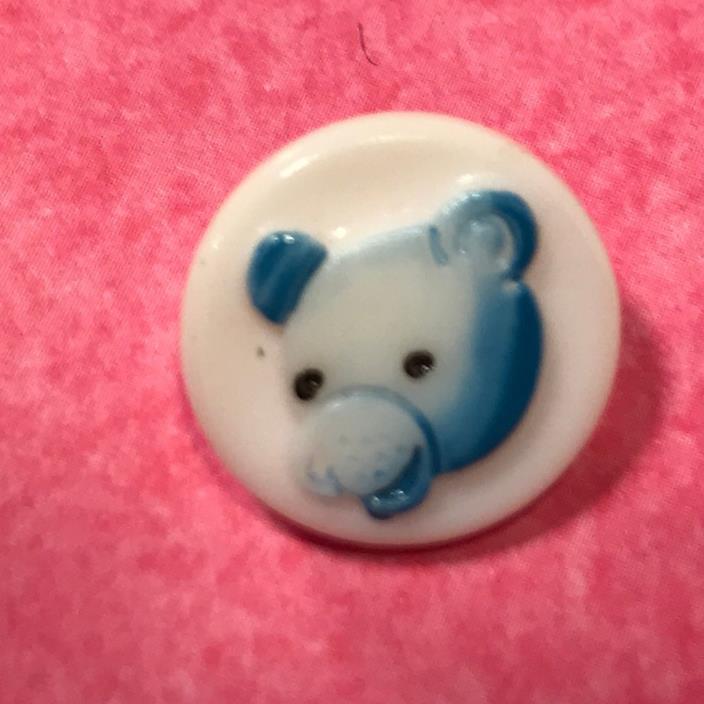 T444 VTG Glass REALISTIC Button 1/2