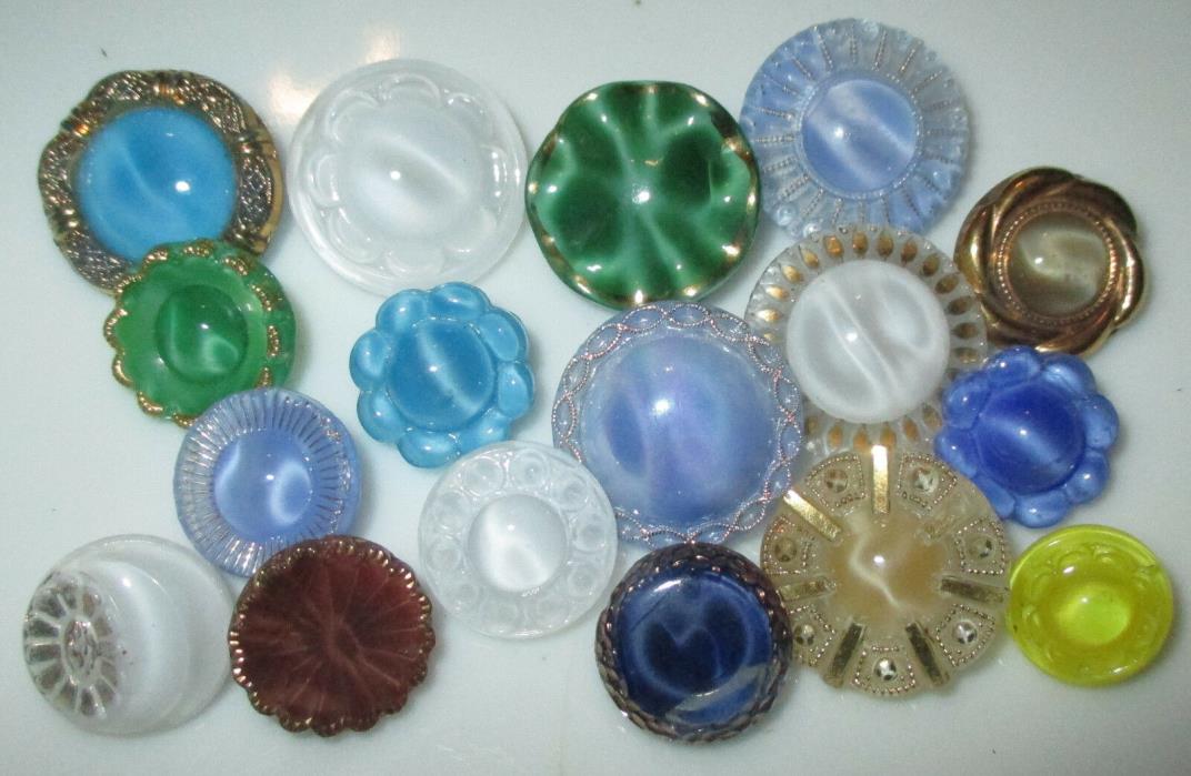 AWESOME LOT 17 COLORFUL VINTAGE GERMAN MOONGLOW GLASS FLOWER BUTTONS