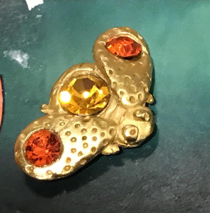 HTF TODD OLDHAM  BEE Gold w Rhinestone Metal Realistic Button TC125 1 1/4”