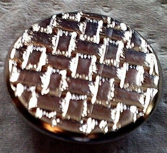 Vintage Women's Woven silver color metal 7/8 inch unmaked round button