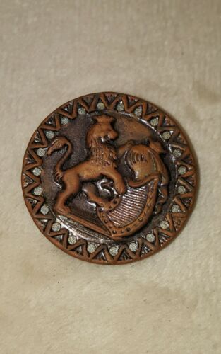 Vintage metal Collectible Sewing Button Lion Scene Picture Rare