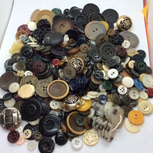 Vintage Button Lot Of 500 Mixed Materials Plastics MOP Metal Vegetable Ivory
