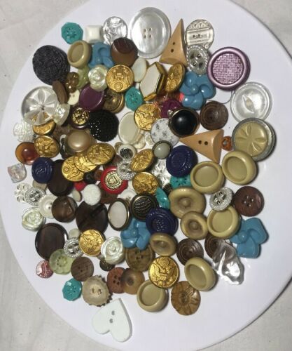 Nice Mixed Lot of Vintage Buttons Flowers Wood Navy Colorful Designs