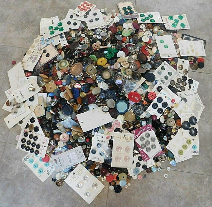 VINTAGE BUTTON COLLECTION Over 10 Lbs Unsearched - Sold As Is -  Estate Find