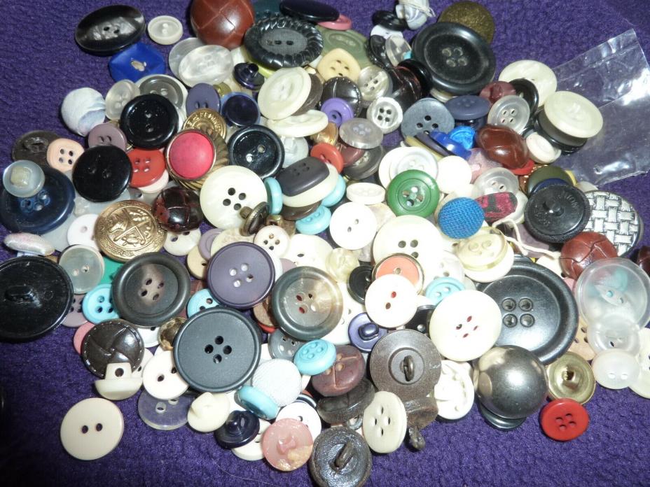 About 320 Excellent Vintage sewing Buttons Large lot many never used