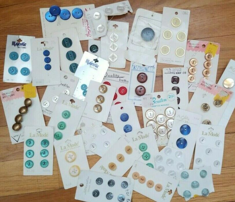 Lot of 100+ Vintage Unused BUTTON Cards MAJESTIC LaMode LeChic Sears