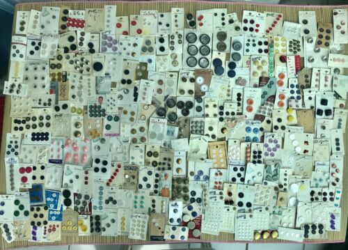 Vintage Button on Cards Mixed Lot Plus Extra Button Envelopes