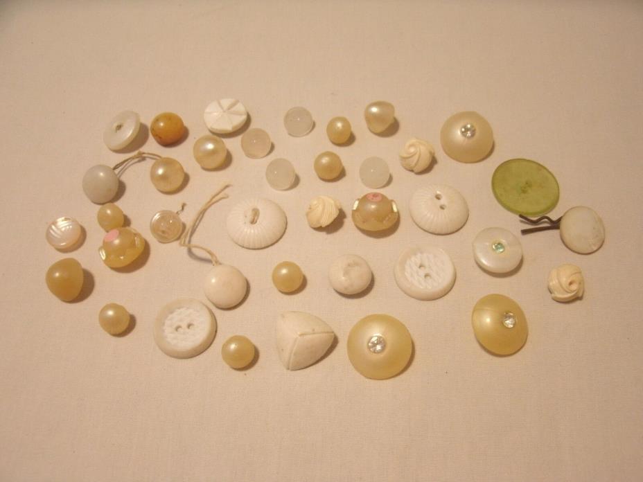 Antique Plastic and Glass Buttons ~ Lot Sixteen