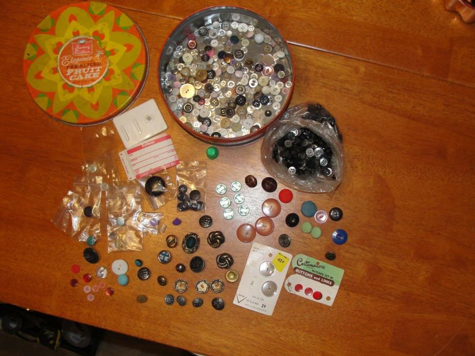 Huge Vintage Antique Buttons old Plastic Bakelite Metal Lot 300 +Mixed Buttons