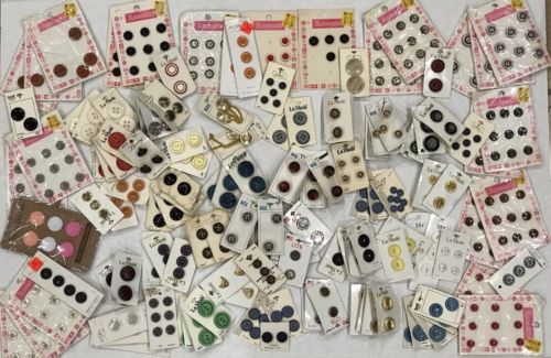 • HUGE VARIETY • VINTAGE MIXED BUTTON LOT • ALL ARE CARDED & UNUSED •