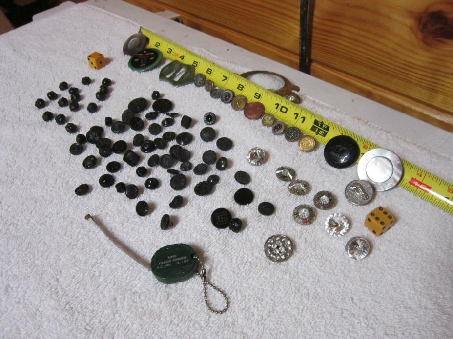 VINTAGE BUTTONS  Over 75,Glass,Metal, Bakelite, Copper Chicken,& More