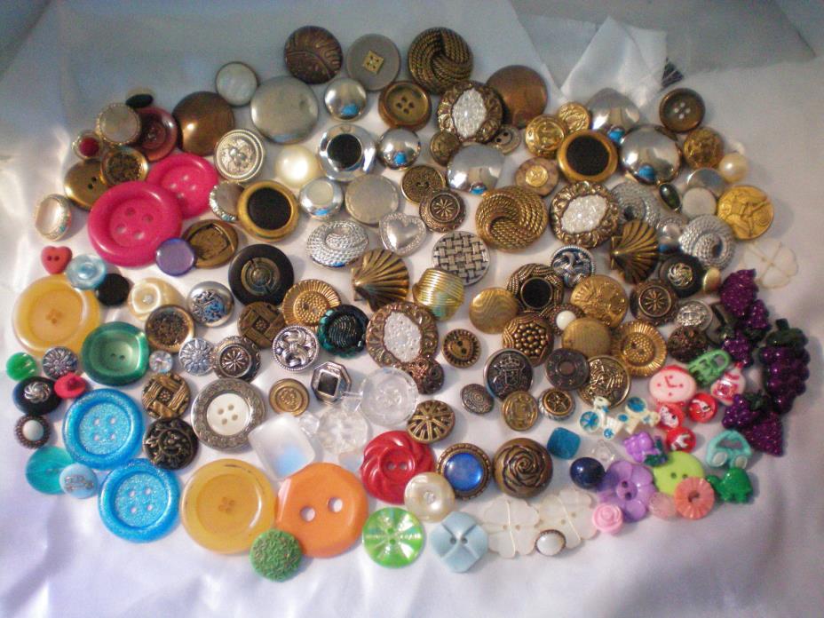 Lot of Vintage BUTTONS Mixed