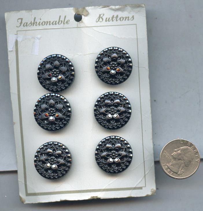 Vintage Sewing Button Lot Gray Fashion BU118 Flower on Card