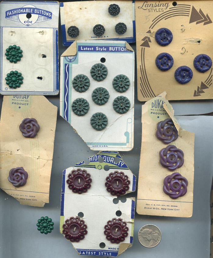 Vintage Sewing Button Lot Purple Green Blue BU100 on Card Flower