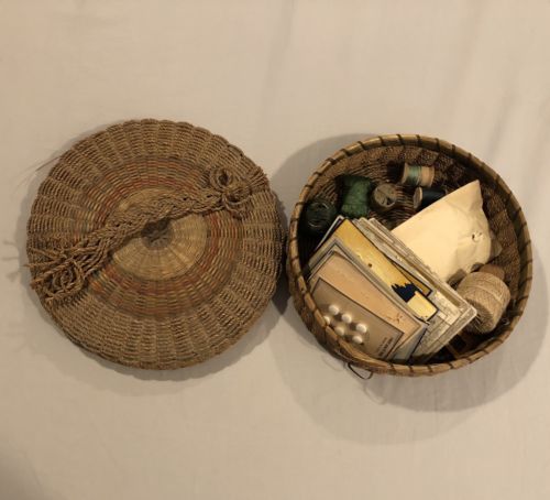 1940’s Vintage Sewing Mixed Lot of Buttons, Eyes and Hooks, Pins, Thread