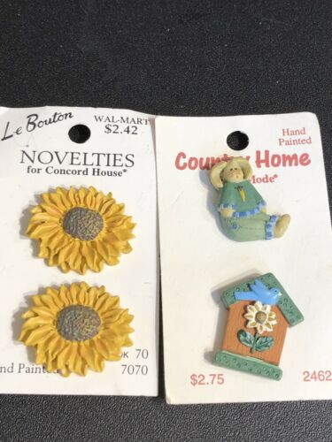 Vintage Country Home Bunny Bird House Buttons On Original Card  114-6