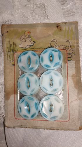 6 Vintage Carved MOP buttons Blue New on original vintage card