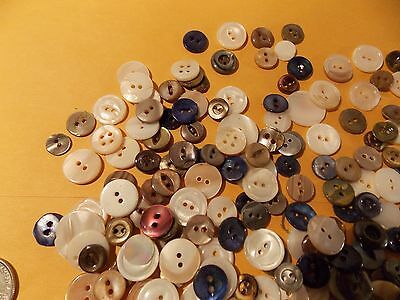 Mother of Pearl Buttons--New Old Stock Mississippi River 150  4 ounces