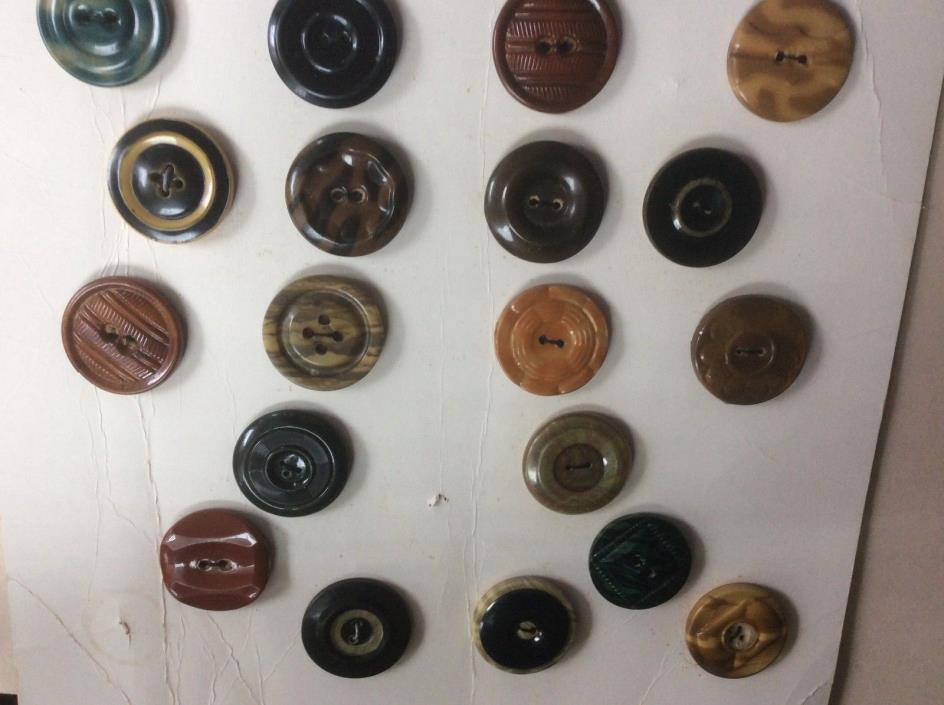 VINTAGE CELLULOID TIGHT TOPS, BUTTONS,  ESTATE FIND,  27 BUTTONS ON THIS CARD