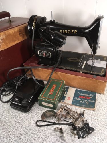 Vtg 1953 Singer 99K Portable Sewing Machine EK425550 W/ Case Working!