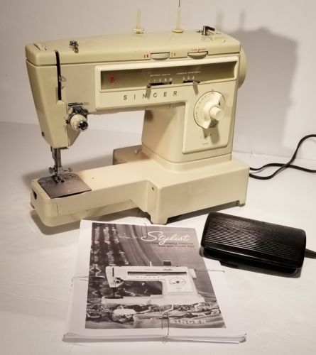 SINGER STYLIST MODEL 533 SEWING MACHINE - tested works perfectly