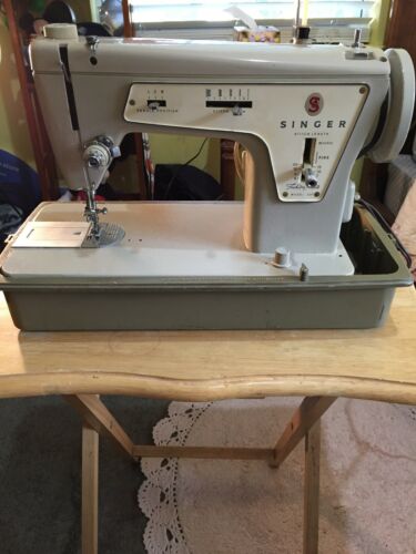 VTG 1970s SINGER FASHION MATE 257 SEWING MACHINE W/CASE CLEAN AND WORKING