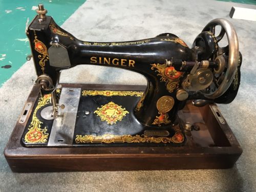 Vtg Singer Sewing Machine Model 128 Hand Crank With Case 1923