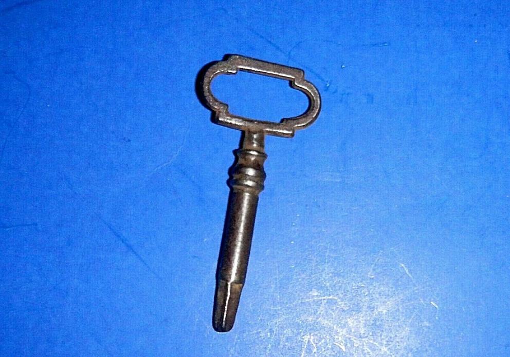 Antique  Sewing Machine Case or Drawer Key w/Tapered Square Tip