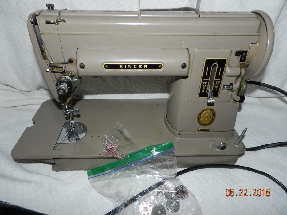 Vintage 1950's Singer Sewing Machine 301A (Works) - Antique