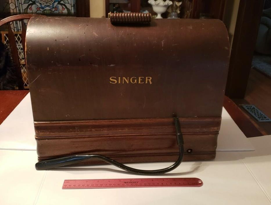 Vintage Singer Sewing Machine Model 101 with Light, Case,Crank Handle, no Cord