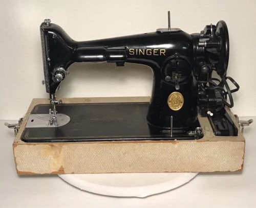 Vintage Singer Sewing Machine Cast Iron