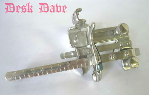 Vintage SINGER Featherweight Sewing Machine 221 / 222 Tucker Foot Attachment