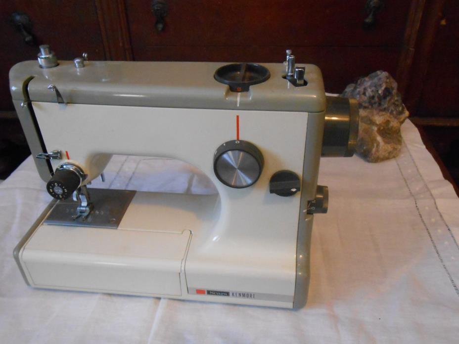Sears Kenmore 158-10300 Sewing Machine Complete with Hard Case. View Pictures